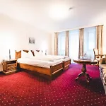 Cella Historic Boutique Hotel 4*