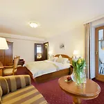 Cella Historic Boutique 4* 젤암제