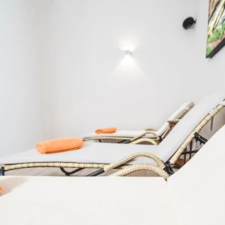 Cella Historic Boutique Hotel 4*