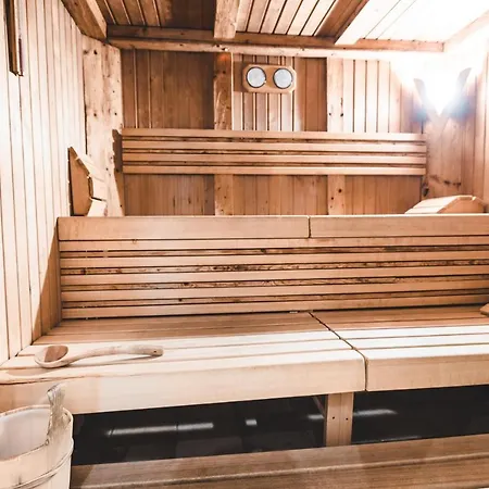 Cella Historic Boutique 4* Zell am See