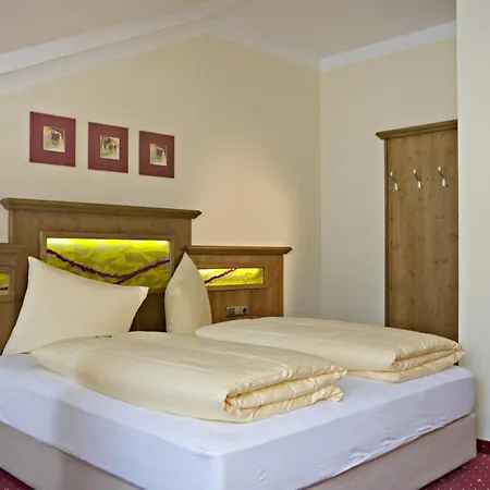 Cella Historic Boutique 4*
