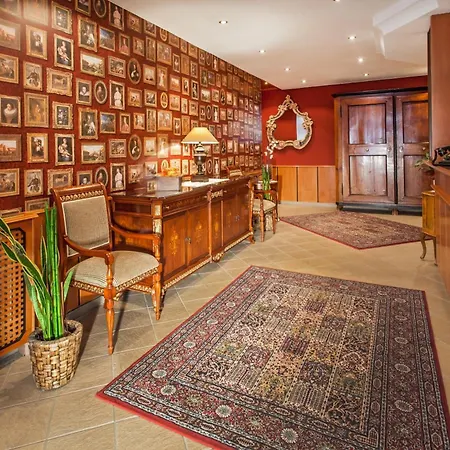 Cella Historic Boutique Hotel 4*