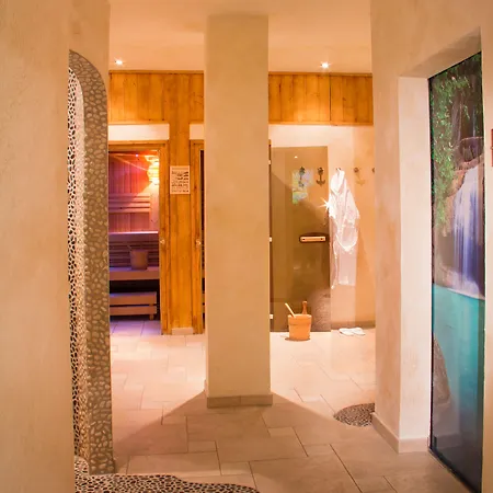 Cella Historic Boutique Hotel 4*