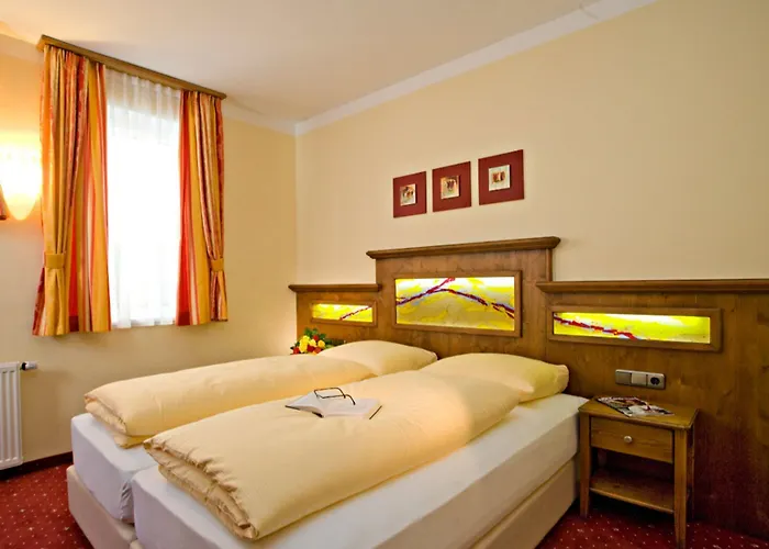 Cella Historic Boutique Hotell 4*