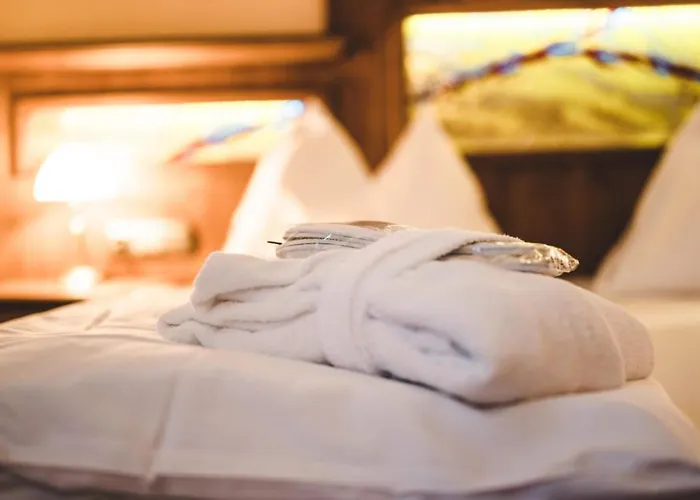 Cella Historic Boutique Hotell 4*